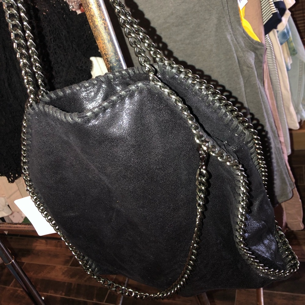 Chain Handle Bag - Picture 7 of 8